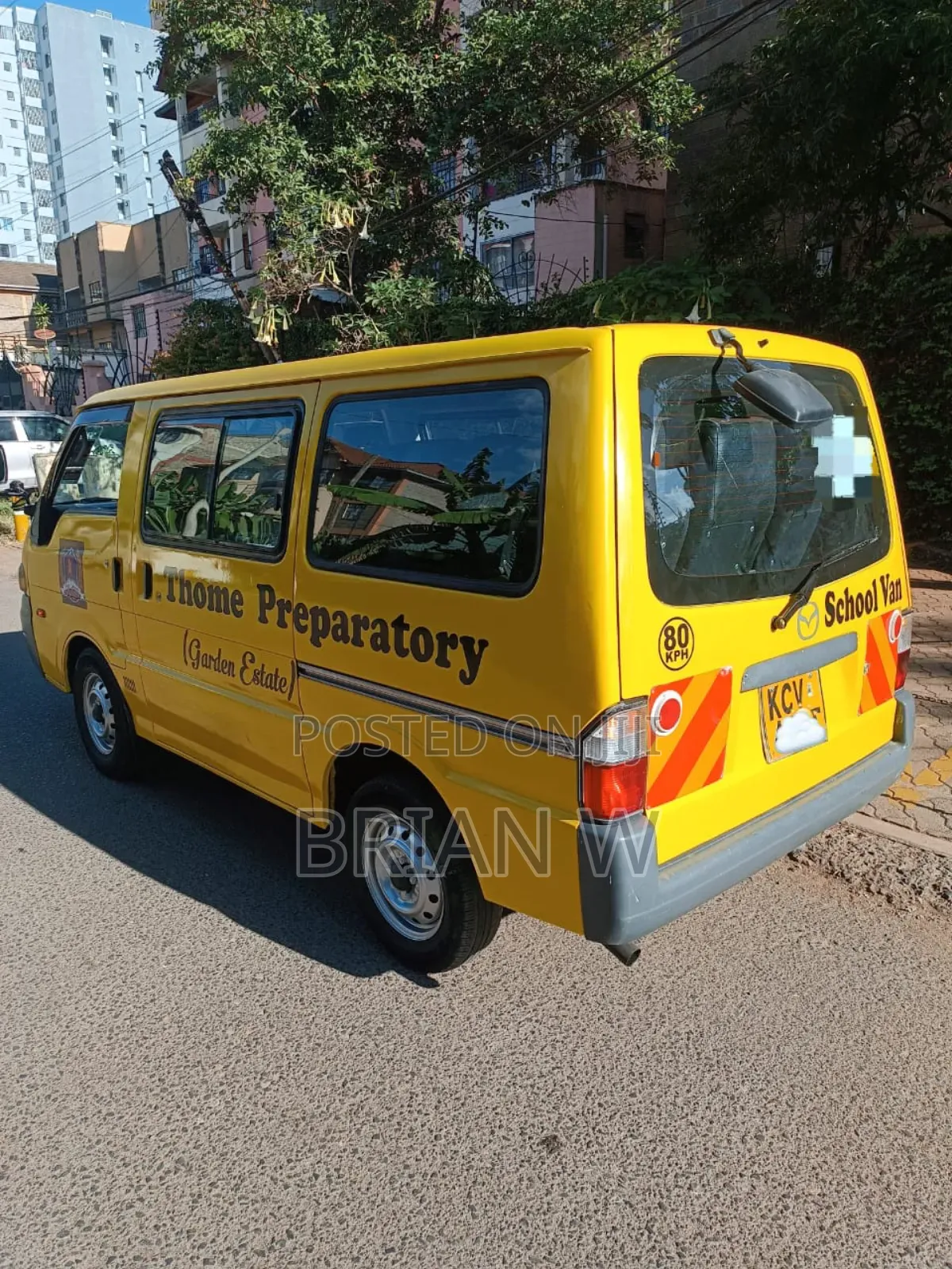 Nissan Vanette 2012 Yellow