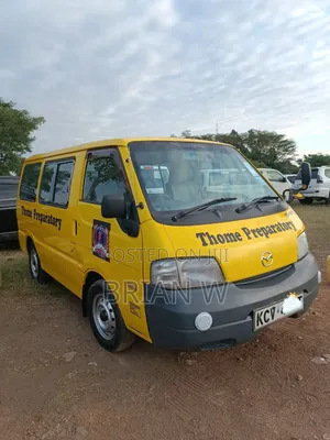 Nissan Vanette 2012 Yellow