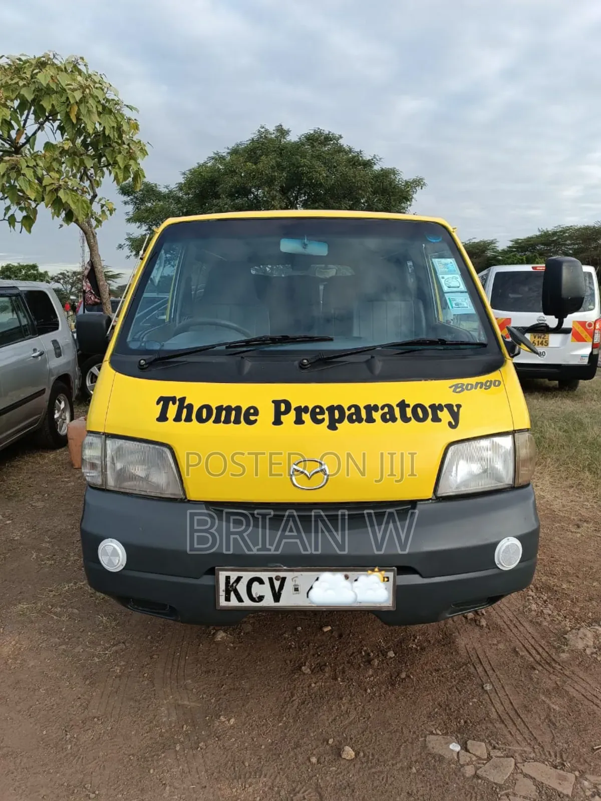 Nissan Vanette 2012 Yellow