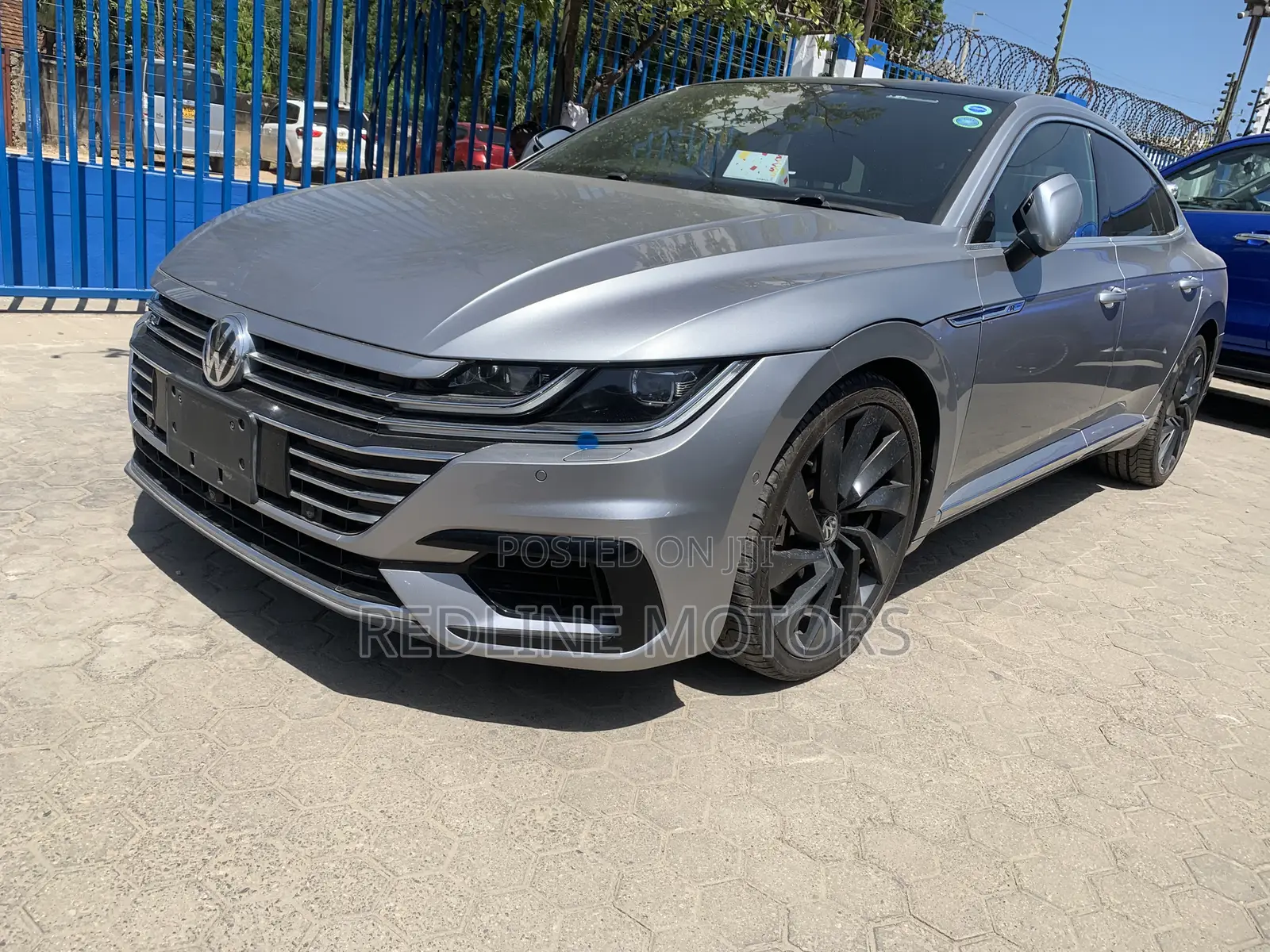Volkswagen Arteon 2.0T SE R-Line w/19 AWD 4MOTION 2019 Silver