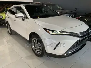 Toyota Harrier 2.0 4WD 2020 White