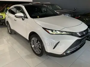 Toyota Harrier 2.0 4WD 2020 White