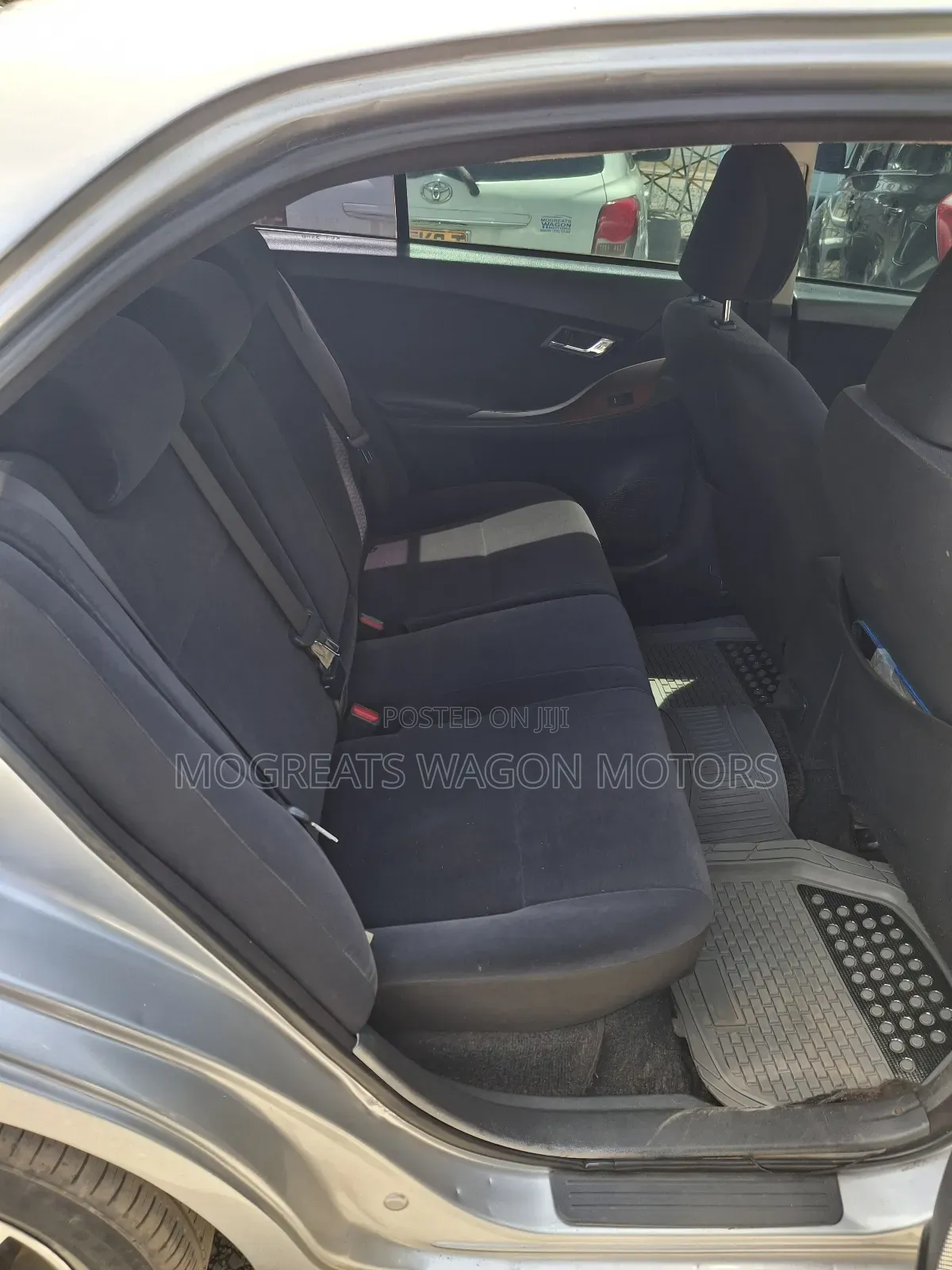 Toyota Allion 2010 Silver
