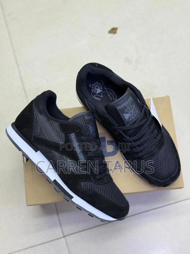 Reebok Sneakers - thumbnail 2