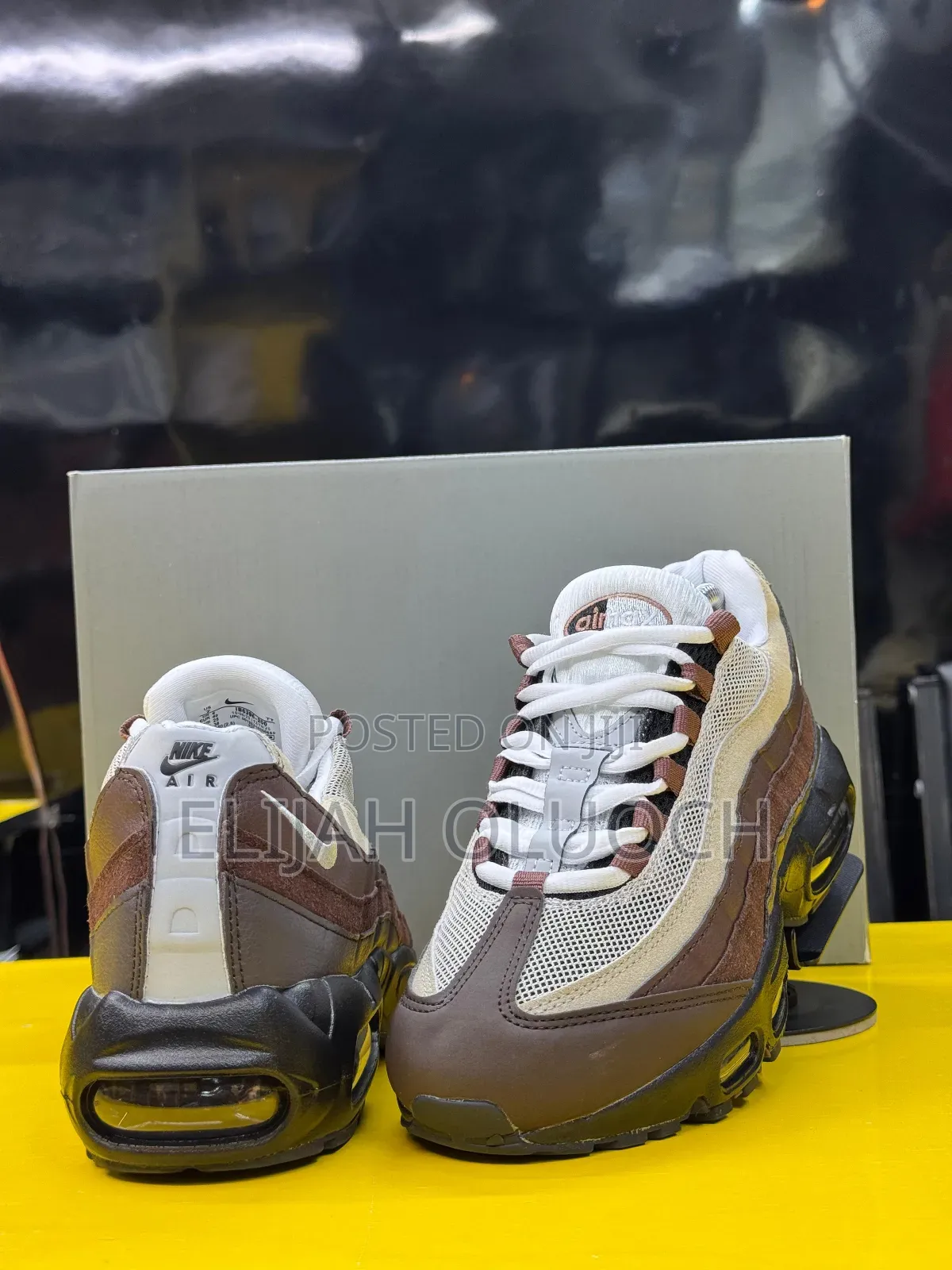 Nike Airmax 95 “ Velvet Brown ”
S