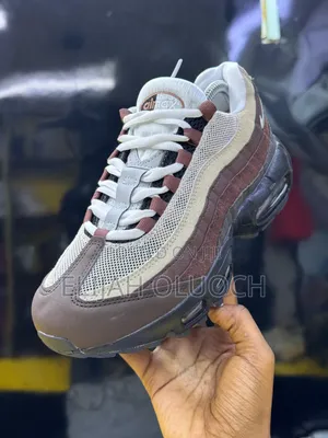 Nike Airmax 95 “ Velvet Brown ”
S