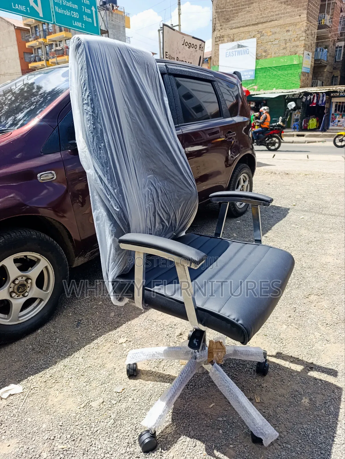 Strong Fullback Office Chair