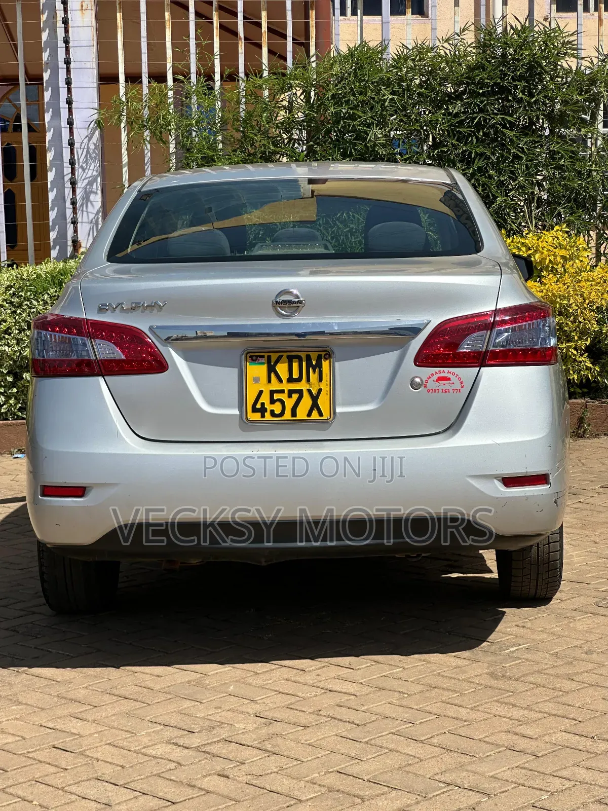 Nissan Bluebird 2016 Silver