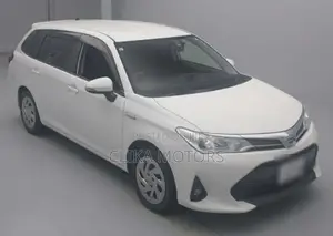 Toyota Corolla Fielder 1.5 Hybrid FWD 2018 Off white