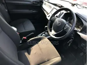 Toyota Corolla Fielder 1.5 Hybrid FWD 2018 Off white