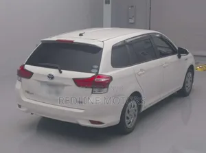 Toyota Corolla Fielder 1.5 Hybrid FWD 2018 Off white