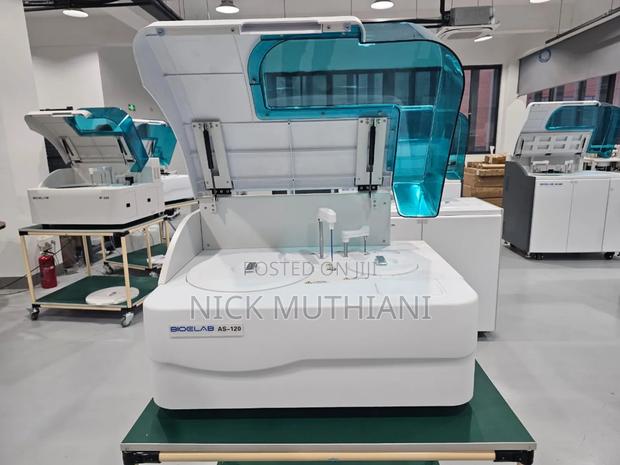 Bioelab as 160 Biochemistry Analyzer - main view