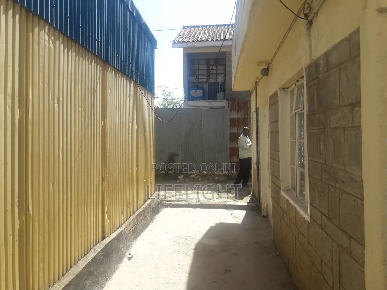 4bdrm House in Old Donholm Estate, Caltex for sale