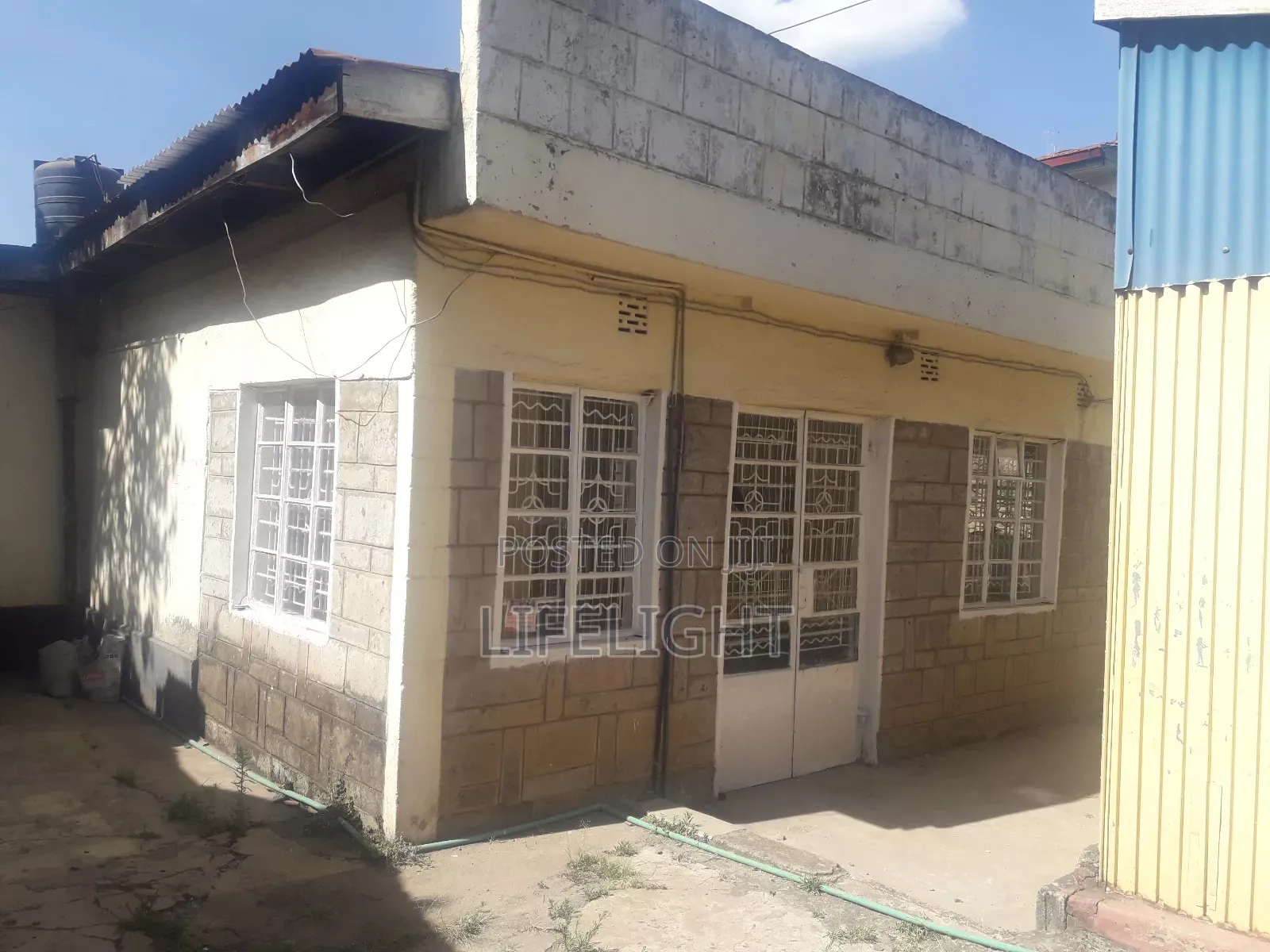 4bdrm House in Old Donholm Estate, Caltex for sale