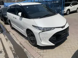 Toyota Estima 2018 White