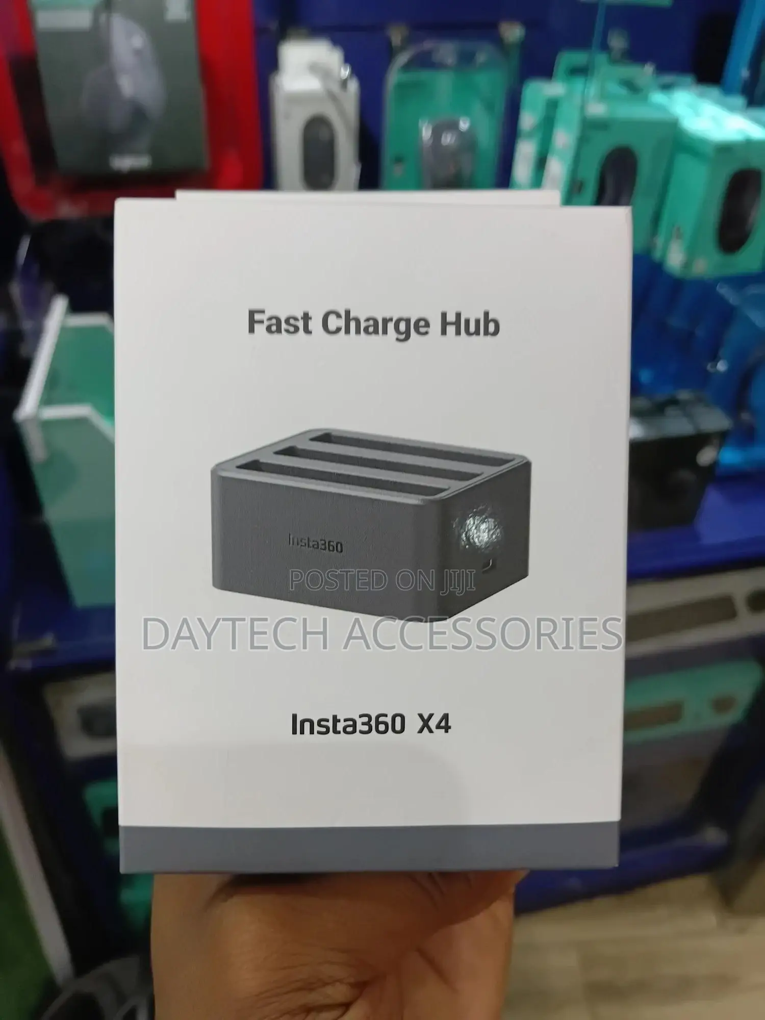 Insta360 Fast Charge Hub for X4