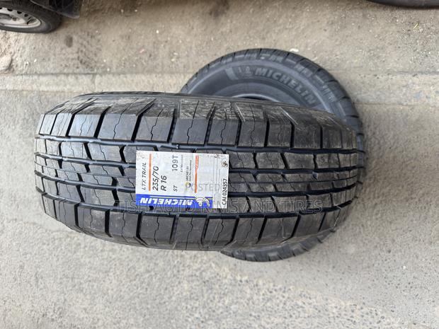 235/70r16 Michelin