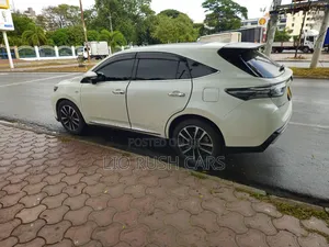 Toyota Harrier 2018 White