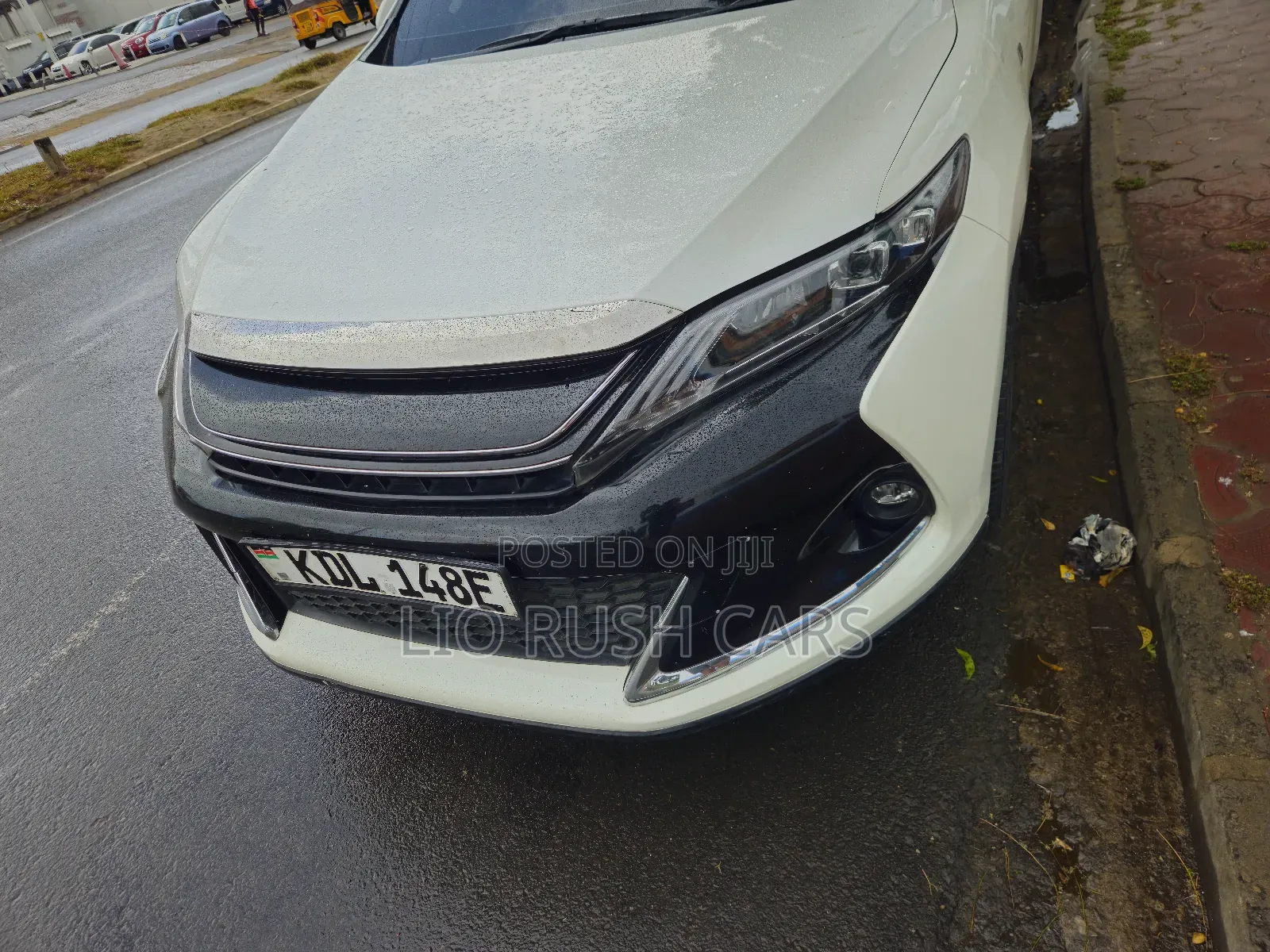 Toyota Harrier 2018 White