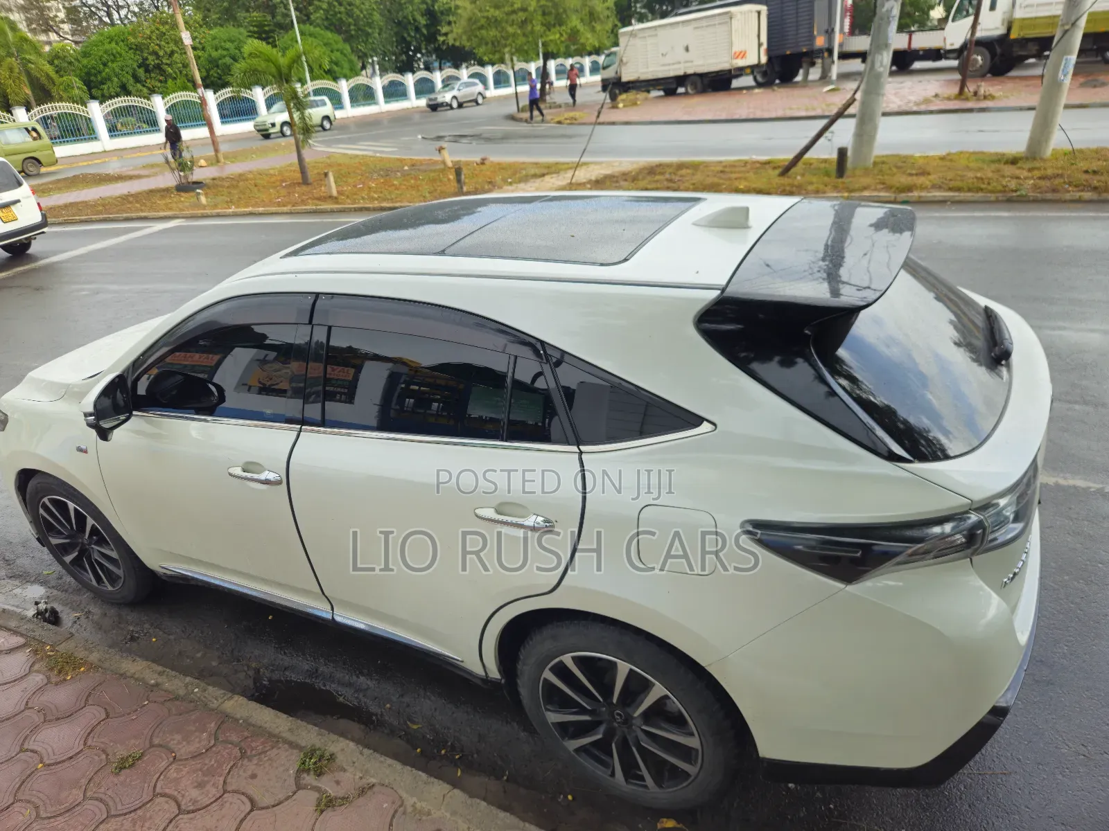 Toyota Harrier 2018 White