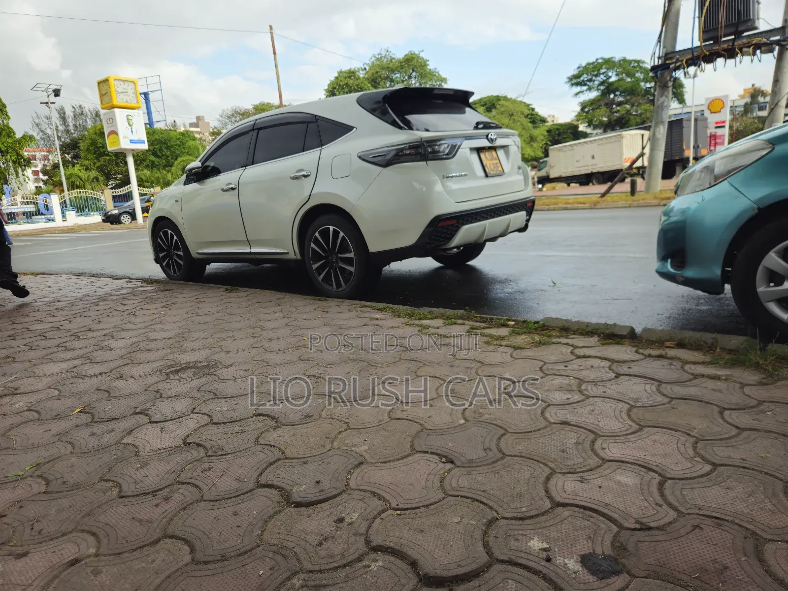 Toyota Harrier 2018 White