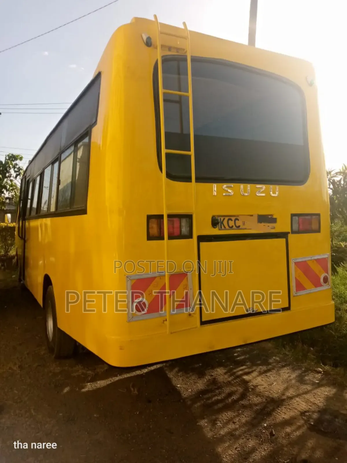 Isuzu NQR 2014 Yellow