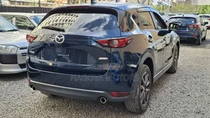 Mazda CX-5 2018 Blue