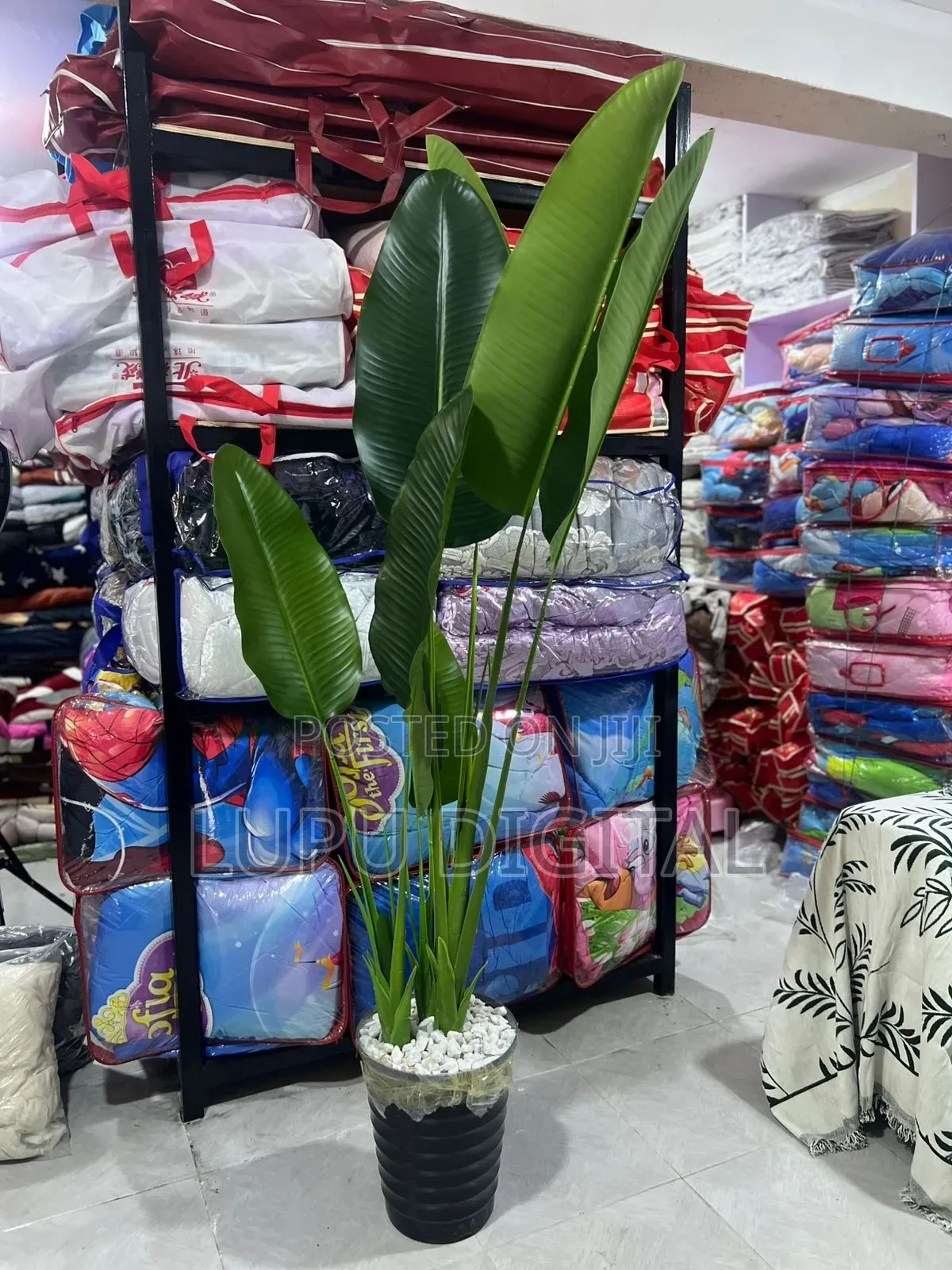 180cm Artificialbananaleaf Plant With Decorative Plasticvase Pebbles