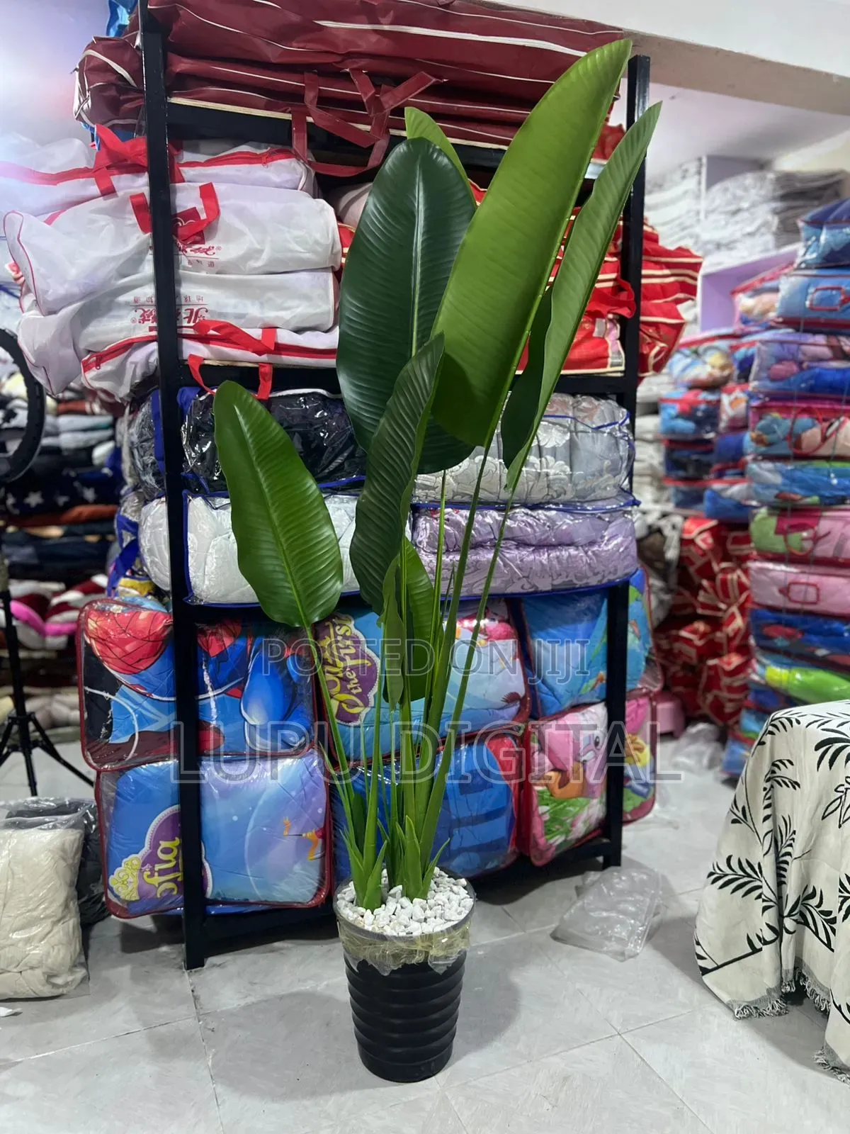 180cm Artificialbananaleaf Plant With Decorative Plasticvase Pebbles
