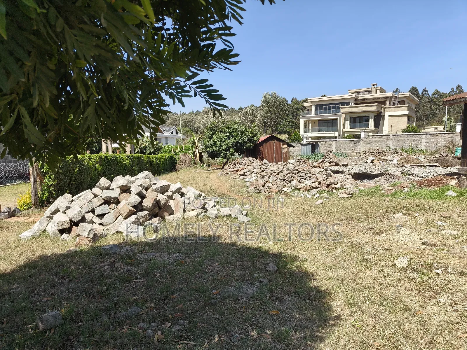 Residential Quarter Acre Plot in Kerarapon Drive, Ngong. Red Soil