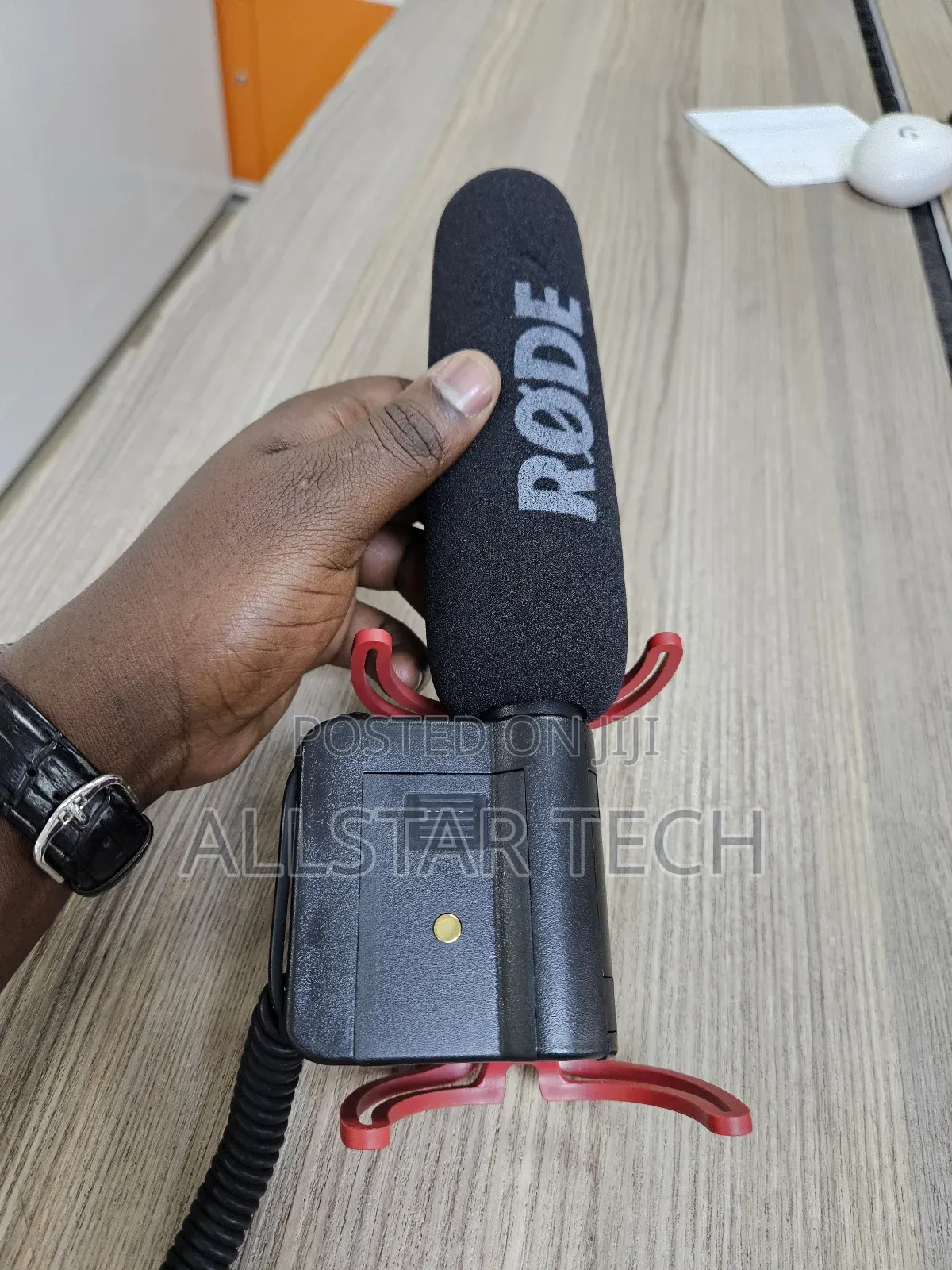 Rode Videomic Camera-Mount Shotgun Microphone (Still New)