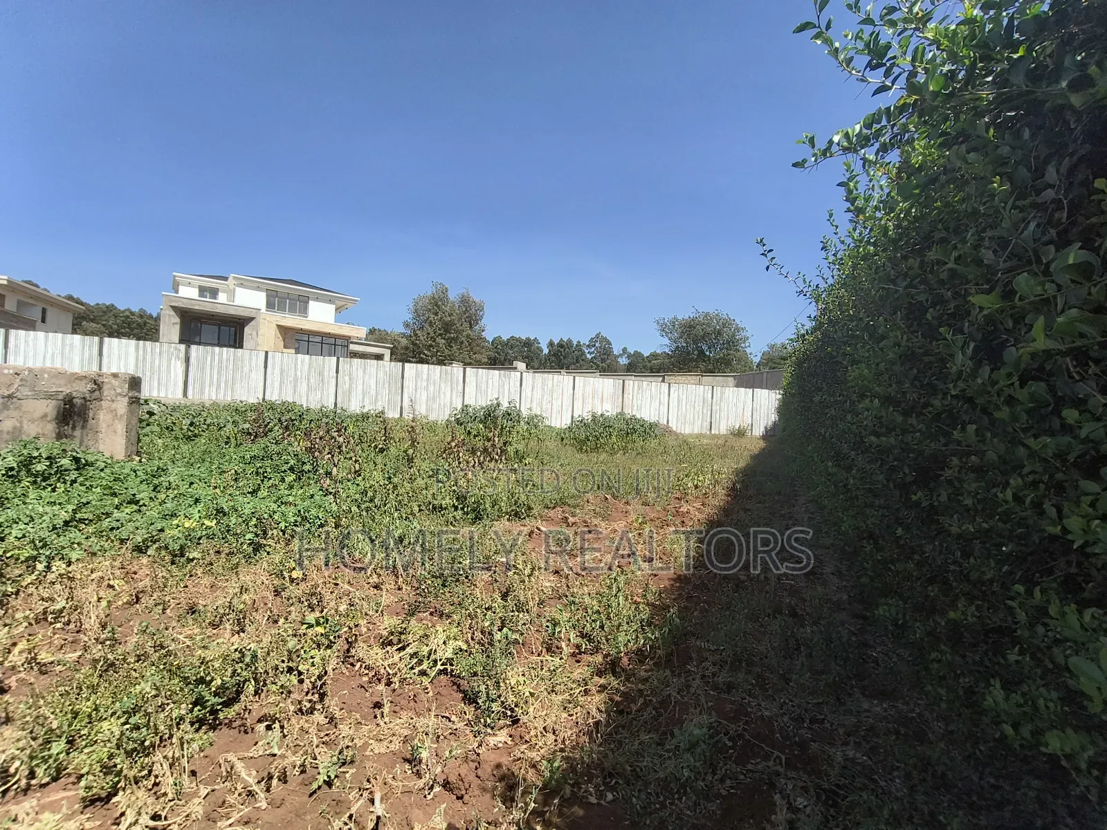 Residential Half Acre Plot in Kerarapon Drive. Gated Red Soil Land