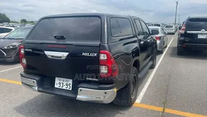 Toyota Hilux 2020 Black
