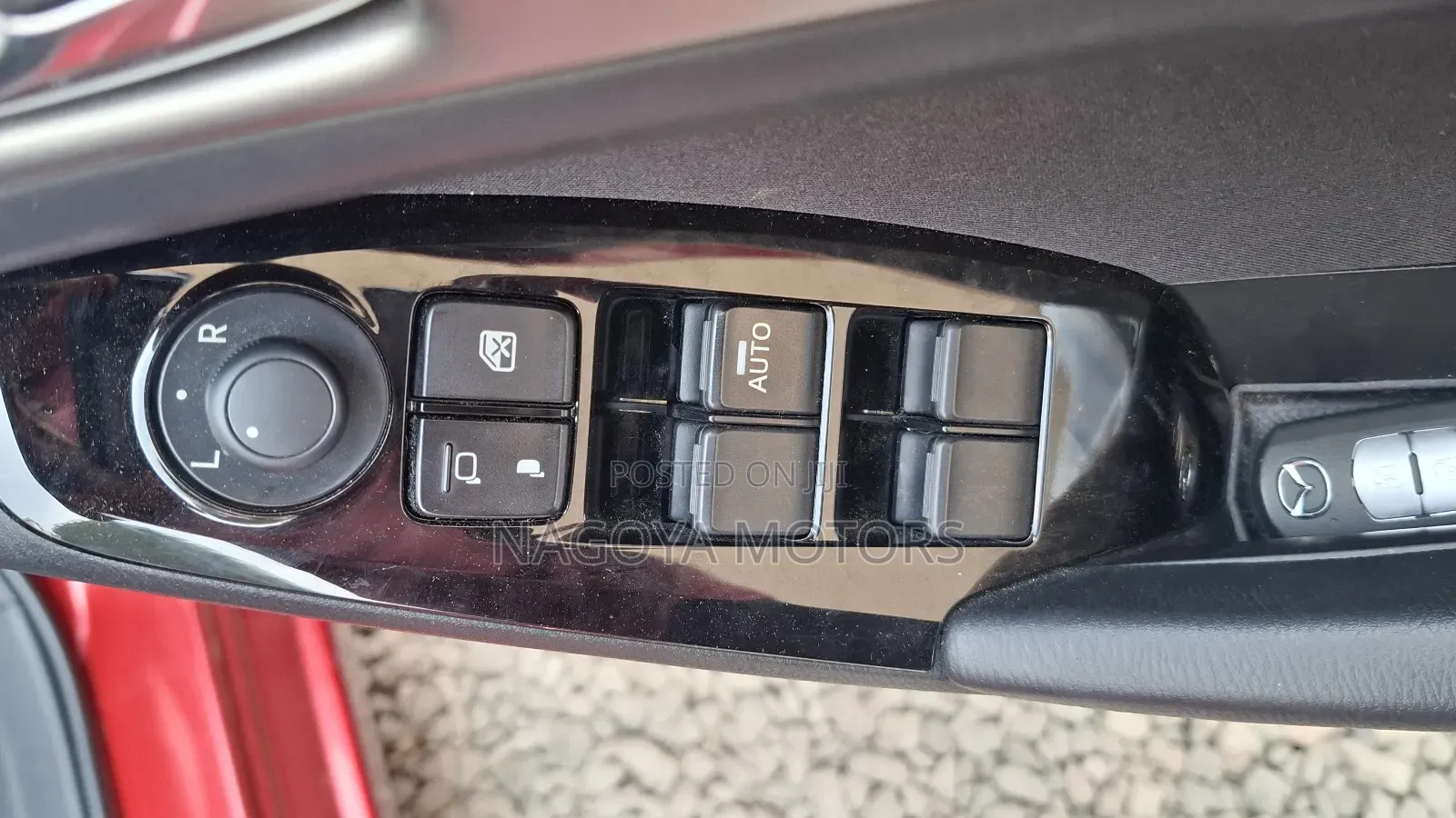 Mazda Axela 2018 Red