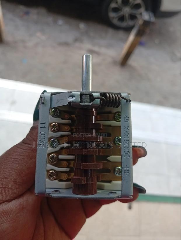 Three Heater Switch - thumbnail 2