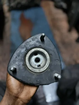 Shock Mount Mazda Axela