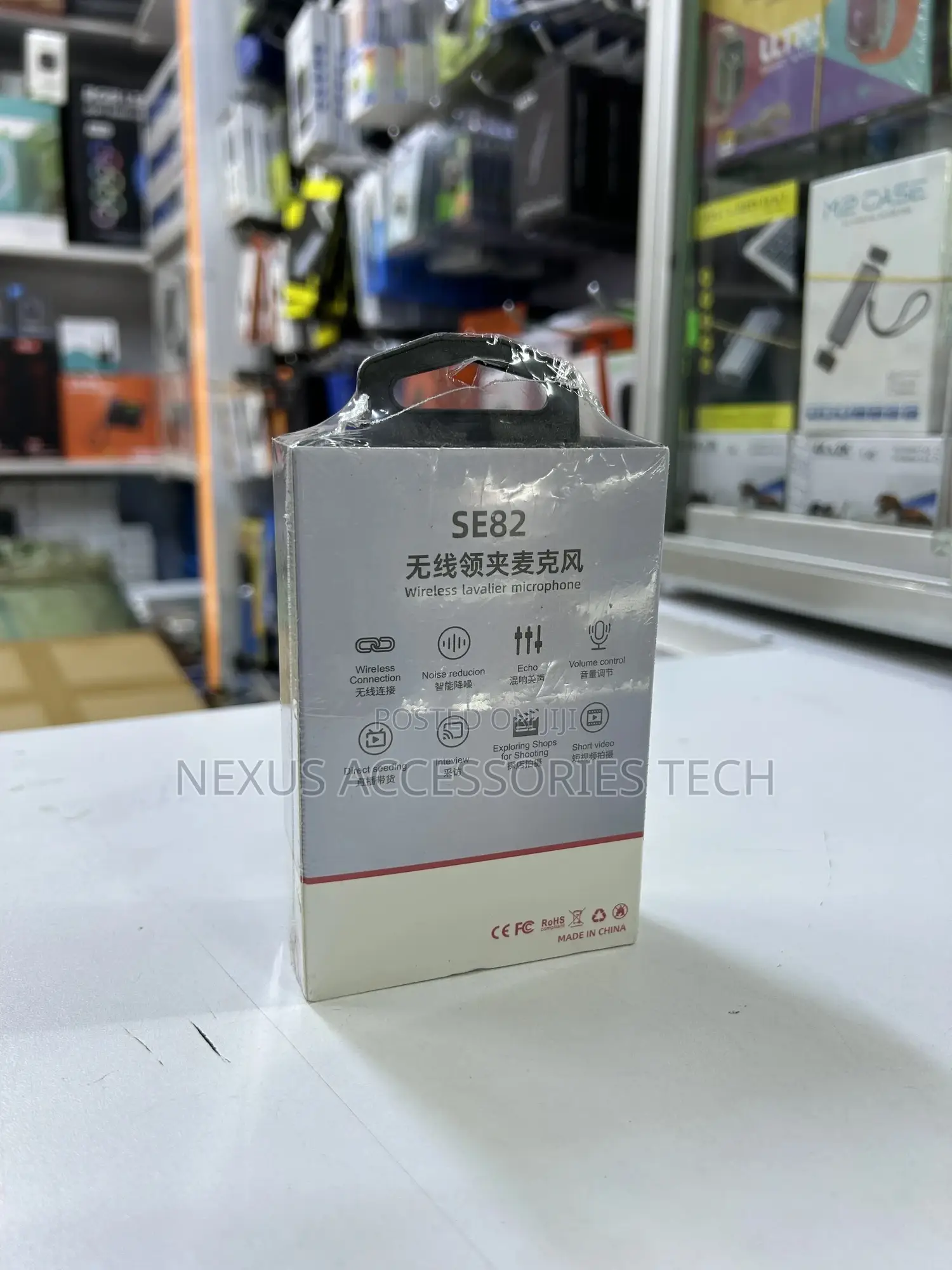 Se82 Lavalier Lapel Microphone-Clear Audio,Plug Play