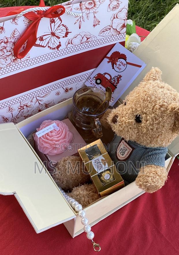 Teddy Bear Valentines Ladies Gift Set - thumbnail 3