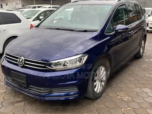 Volkswagen Touran 2017 Blue