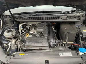 Volkswagen Touran 2017 Blue