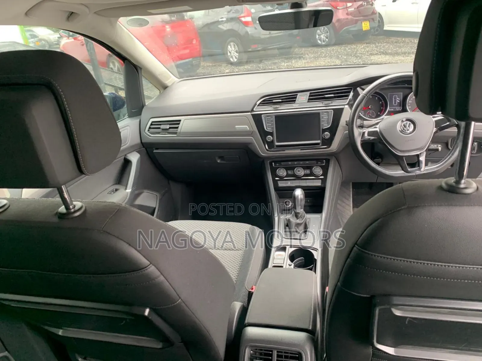Volkswagen Touran 2017 Blue