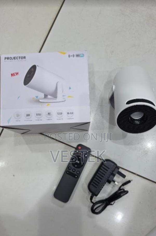 Hy 300 Ultra Android 1080p Short Lens Projector for Home Theater