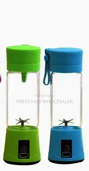 Portable Usb Rechargeable Mini Juicer Blenders.