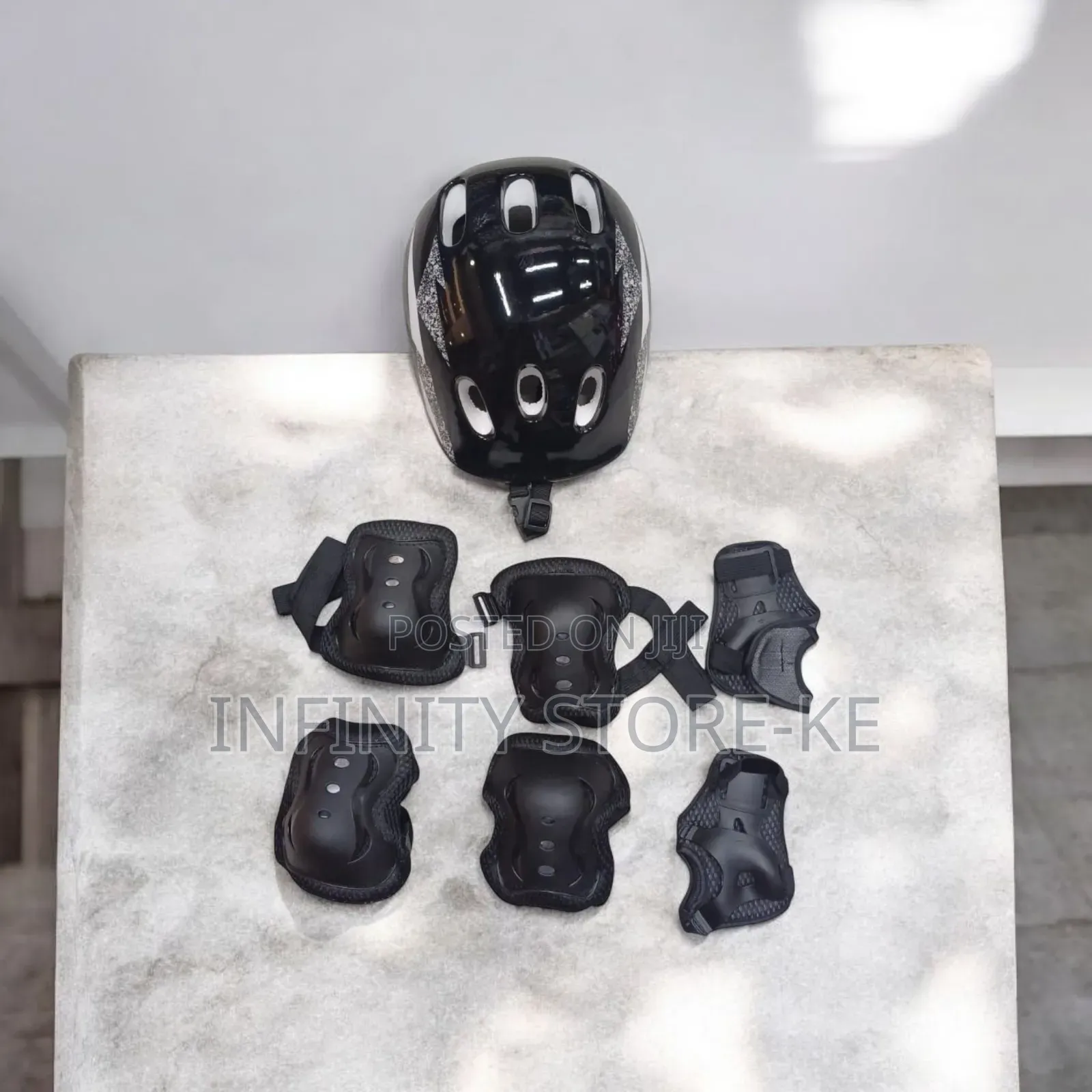 Safety Sky/ Biking Kit Helmets And Guards
