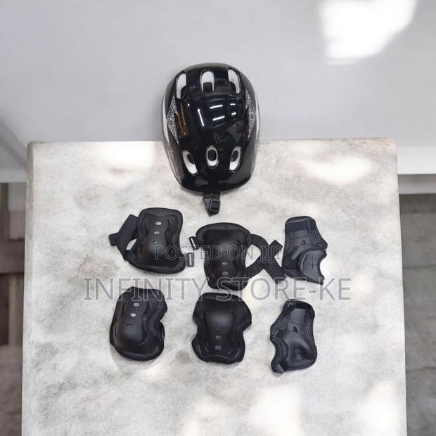 Safety Sky/ Biking Kit Helmets And Guards - main view