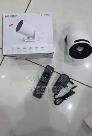 Hy 300 Ultra Android 1080p Short Lens Projector for Home Theater