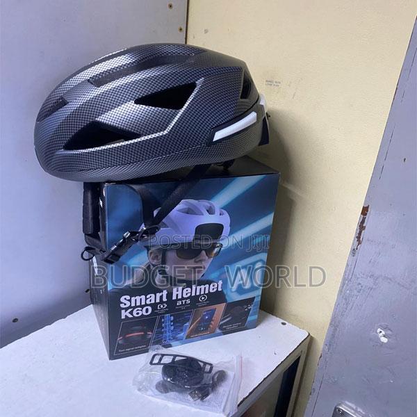  Smart Cycling Helmet Professional Look
Clean, Modern Look
