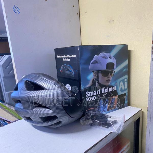 Smart Cycling Helmet Urban Commuter
Perfect Helmet