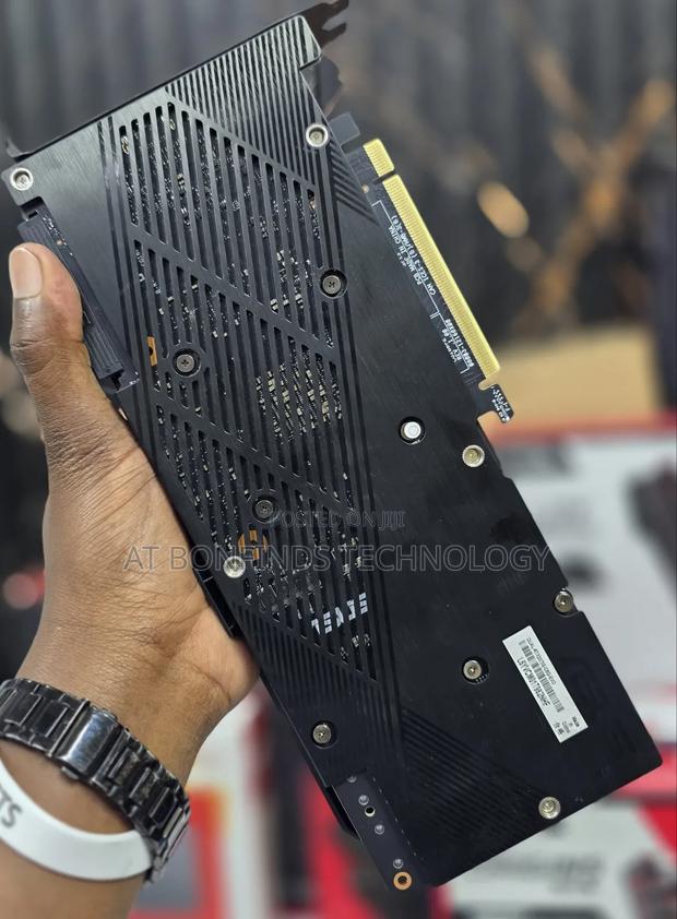 Asus Nvidia Geforce RTX 2070 Super - thumbnail 4