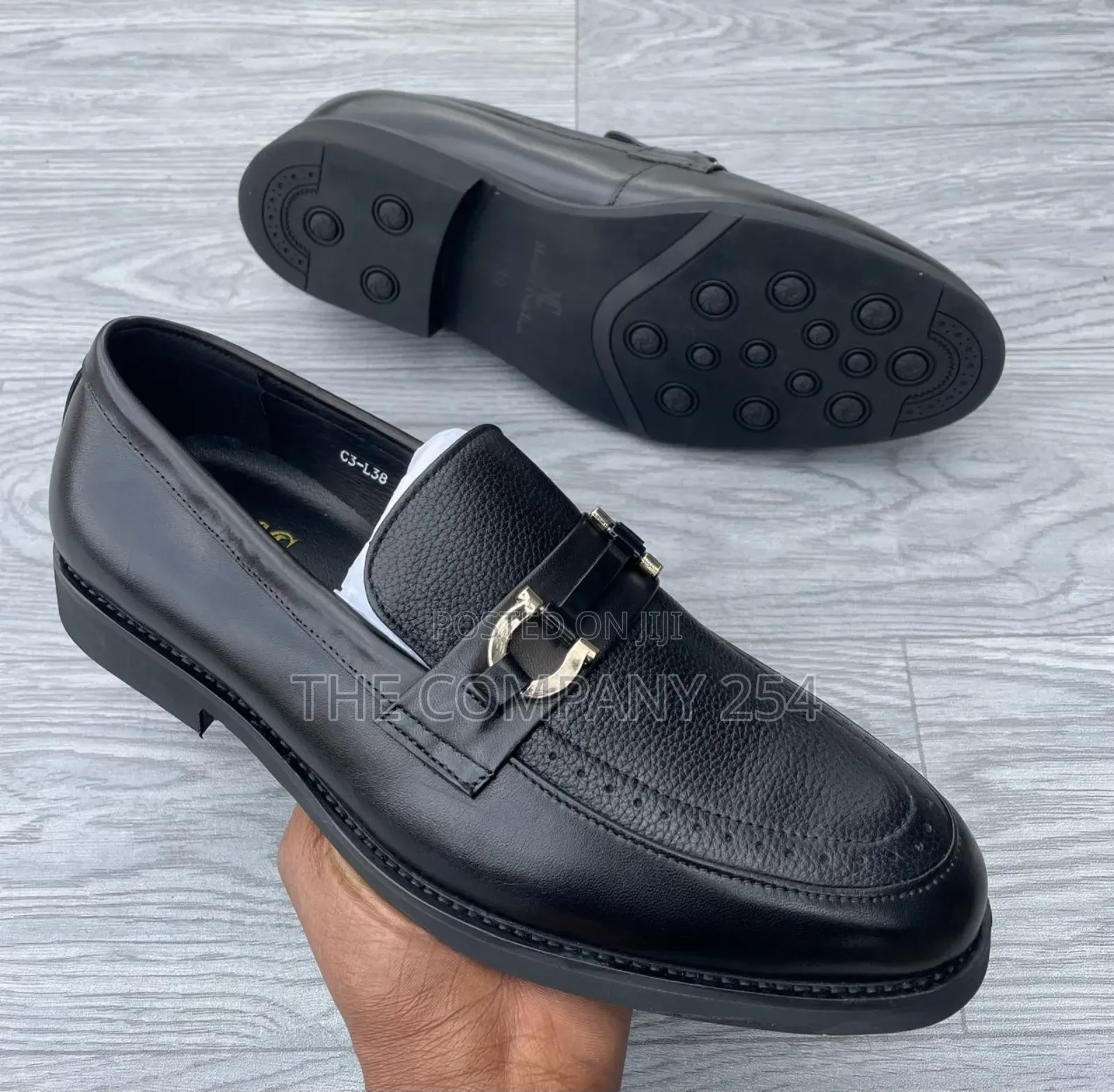 Quality Casual Leather Billionaires Clark's Official Shoes